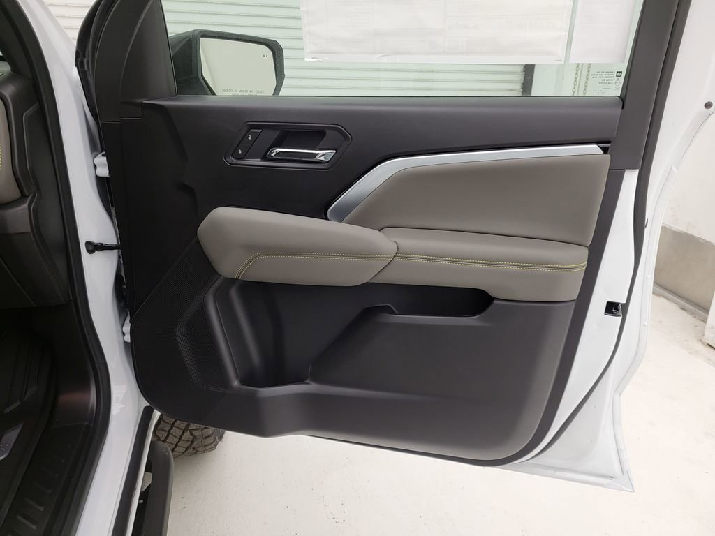 New 2026 Chevrolet Colorado ZR2 w/ Technology Package image 40