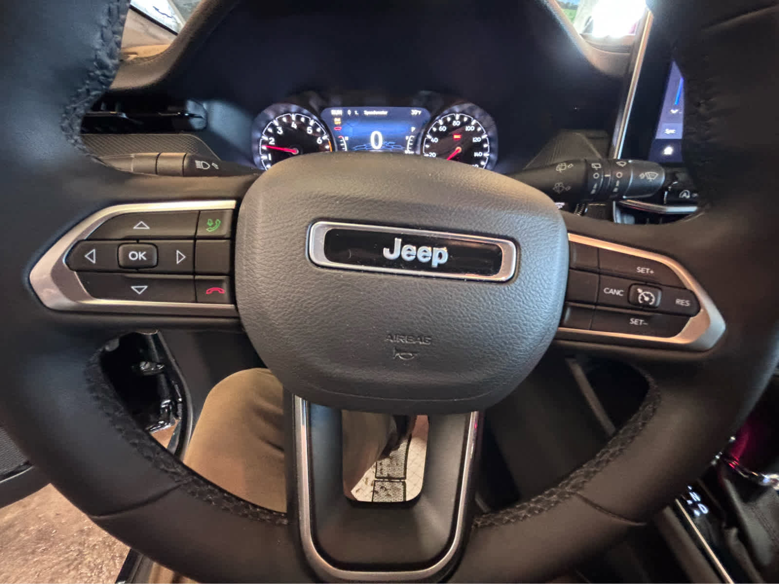 Used 2023 Jeep Compass Altitude w/ Convenience Group image 17