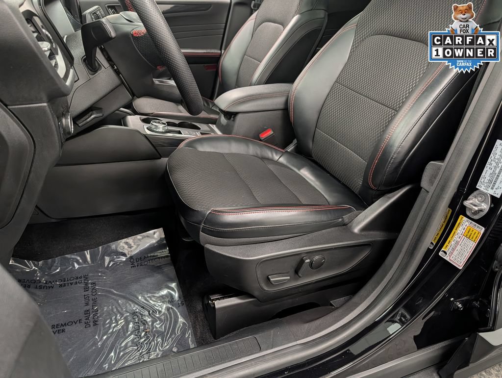 Used 2023 Ford Escape ST-Line w/ Tech Pack #1 AWD/4WD image 12