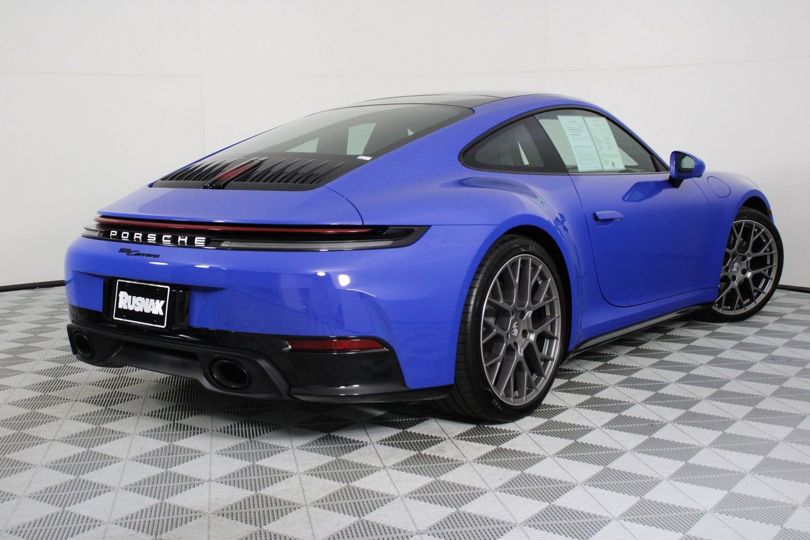 Certified 2025 Porsche 911 Carrera image 7