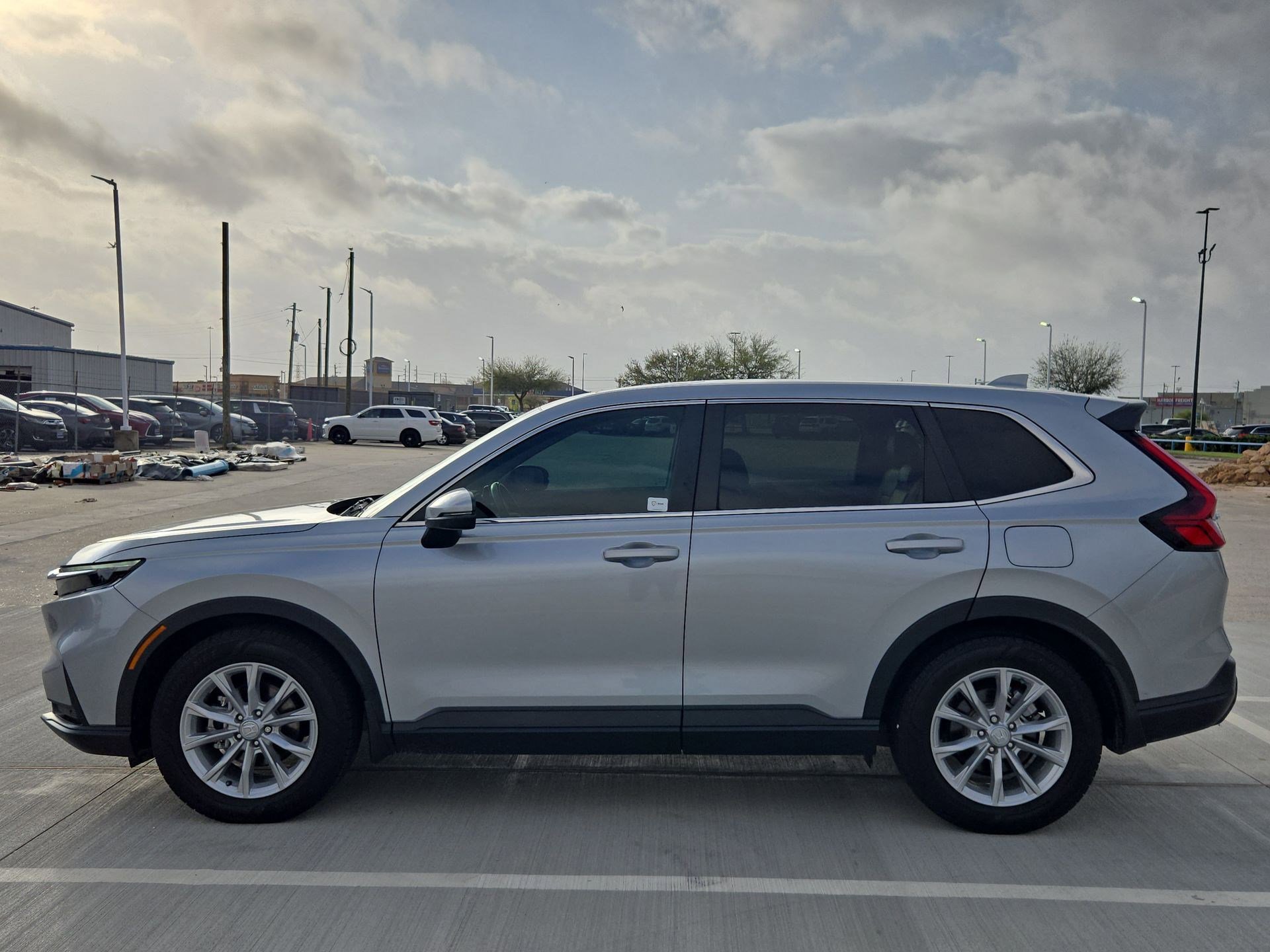 Used 2023 Honda CR-V EX-L image 7