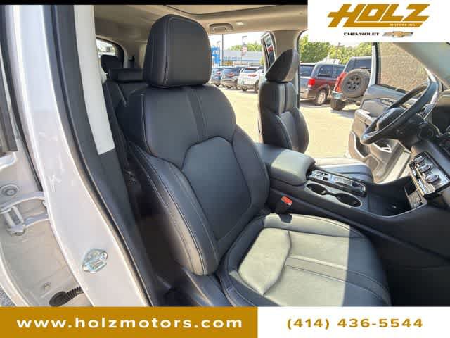 Used 2025 Honda Pilot Touring image 28