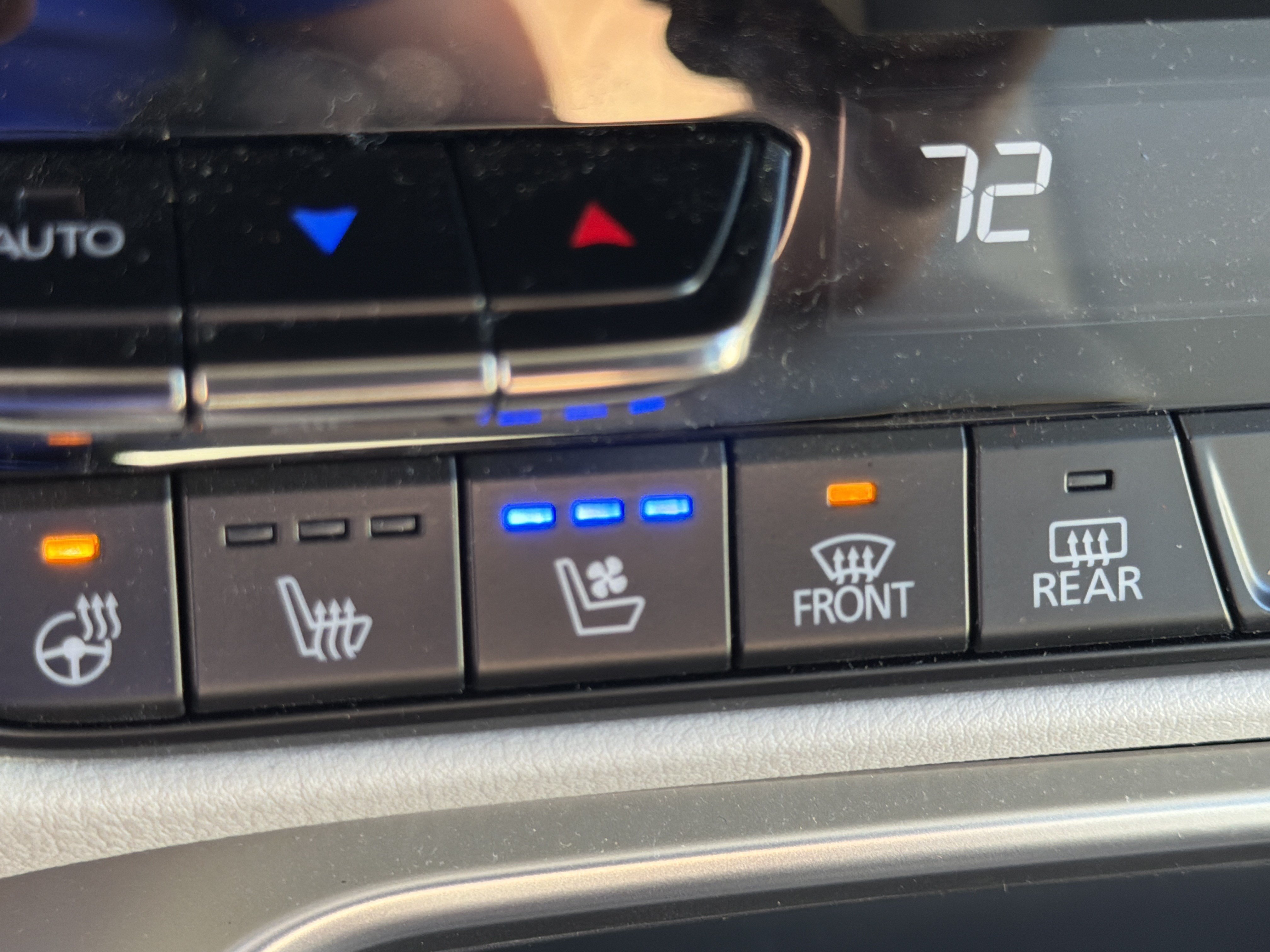 Certified 2026 MAZDA CX-90 Plug-In Hybrid w/ Premium Plus AWD/4WD image 26