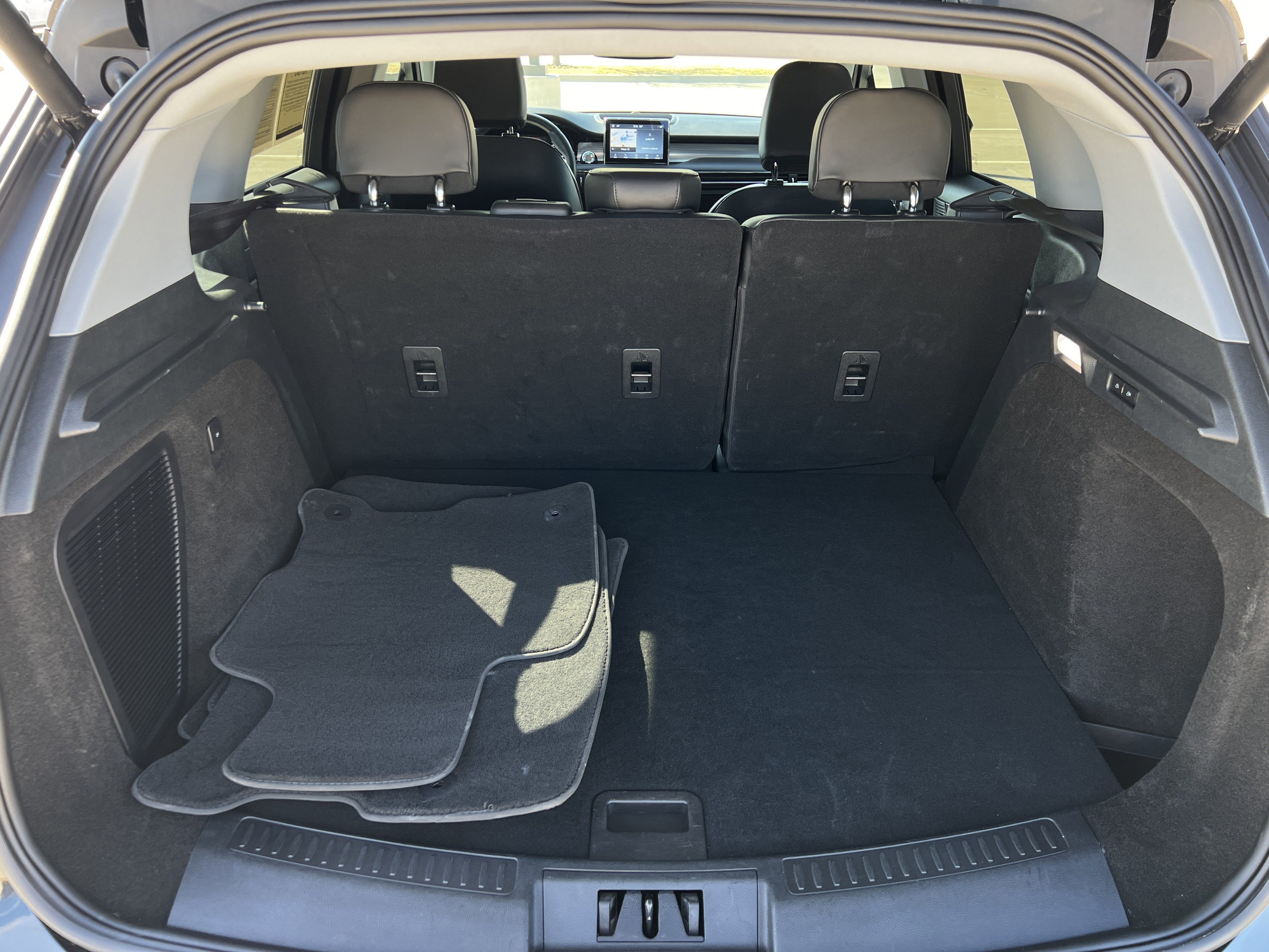 Certified 2022 Lincoln Corsair FWD w/ Premium Package image 33