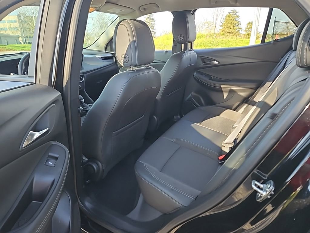 Used 2025 Buick Encore GX Preferred image 9