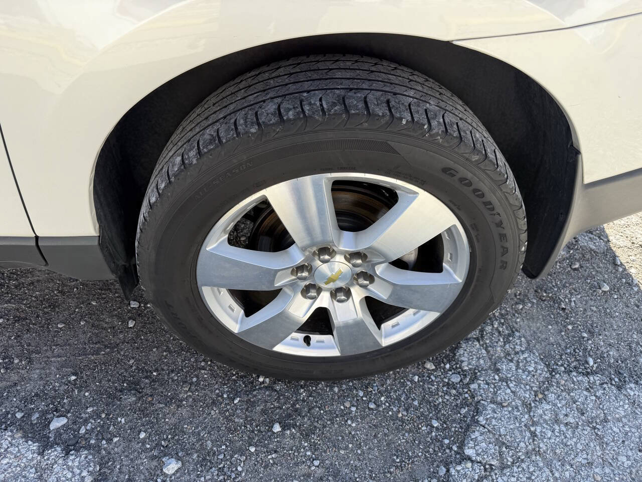 Used 2012 Chevrolet Traverse LTZ AWD/4WD image 10