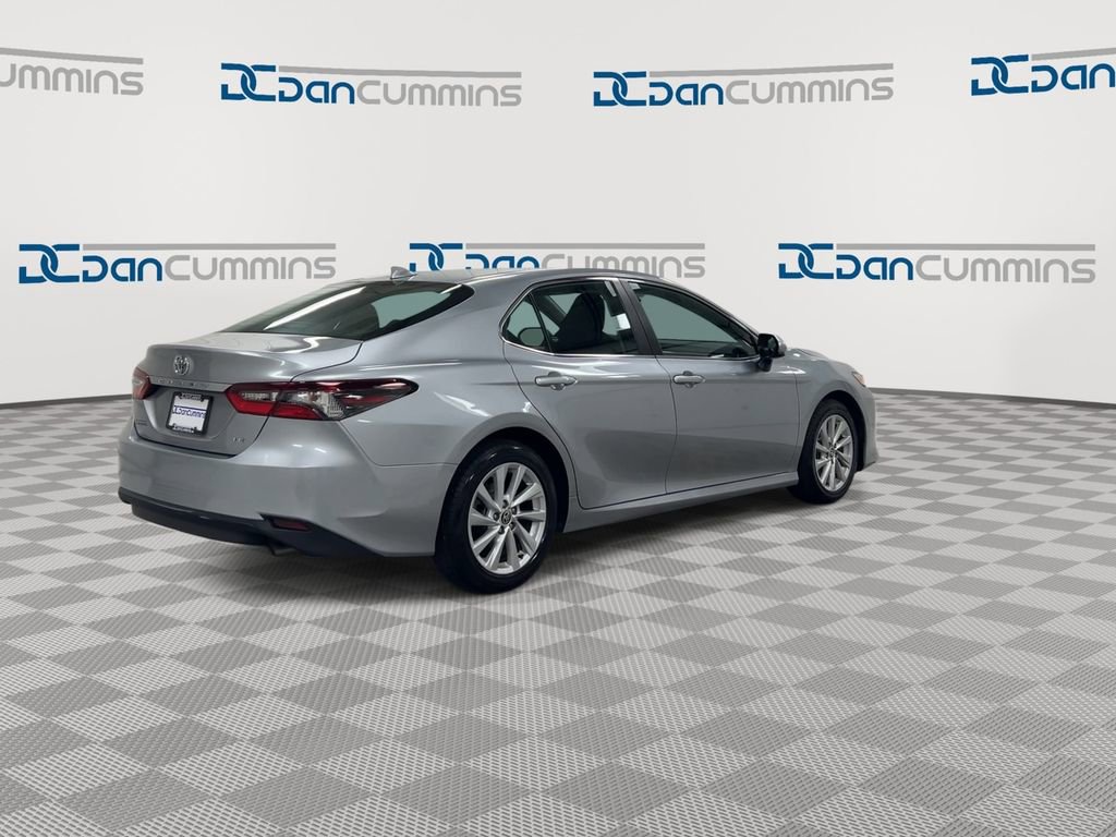 Used 2022 Toyota Camry LE FWD image 8