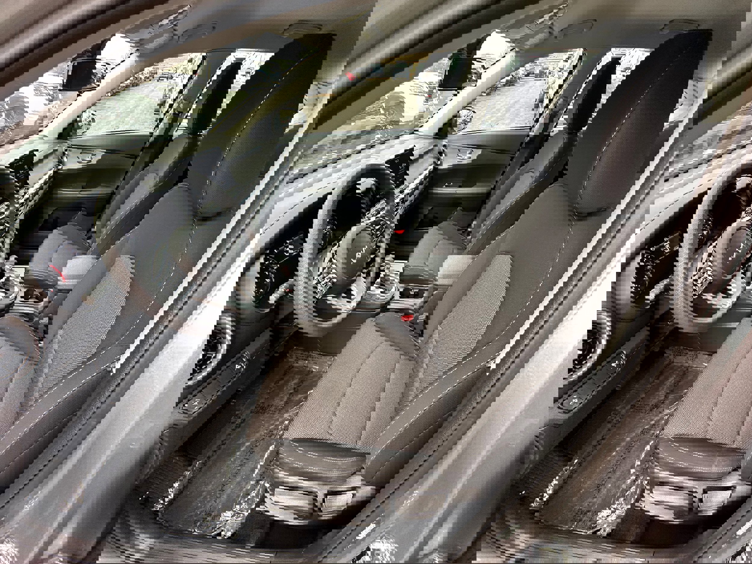 Used 2023 Kia Forte LXS image 26