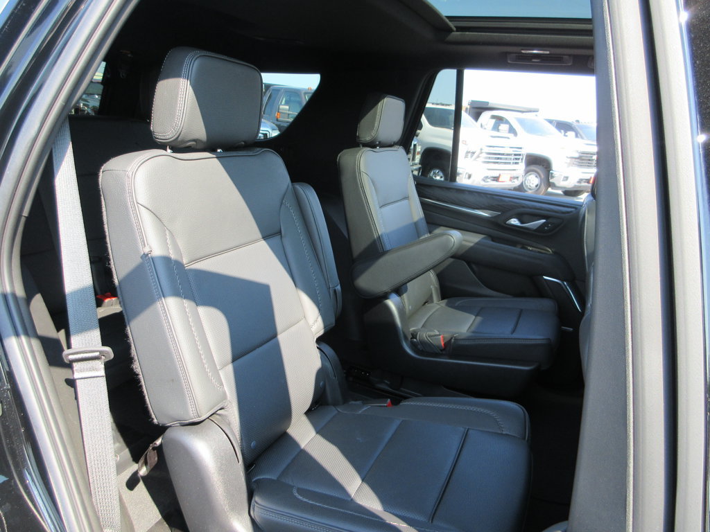 Certified 2022 GMC Yukon Denali w/ Denali Premium Package AWD/4WD image 26