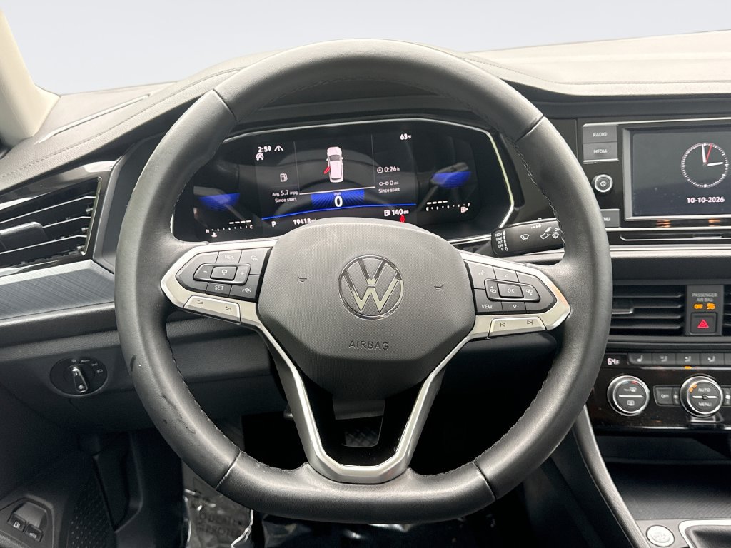 Used 2023 Volkswagen Jetta SE FWD image 11