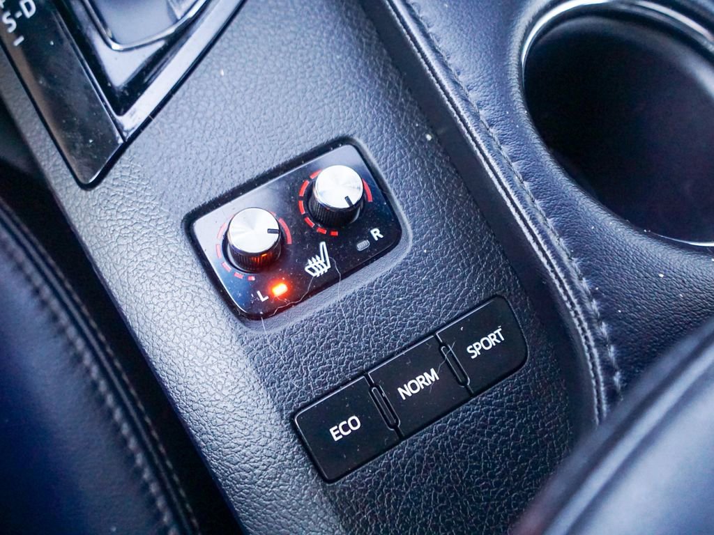 Used 2017 Toyota Avalon Touring image 28