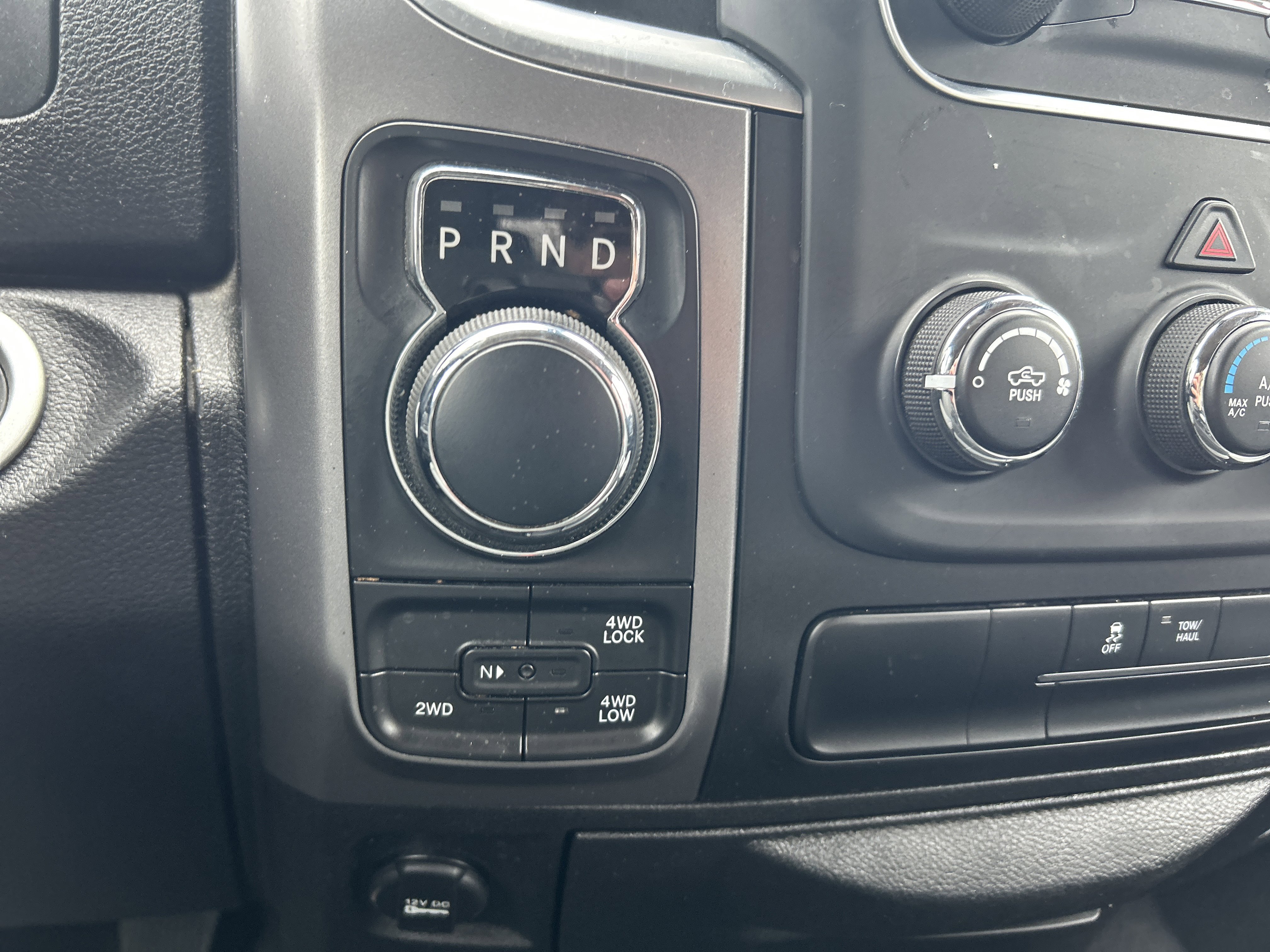 Used 2023 RAM 1500 Classic SLT image 21