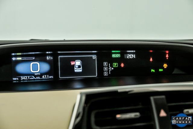Used 2021 Toyota Prius XLE w/ Advanced Technology Package image 19