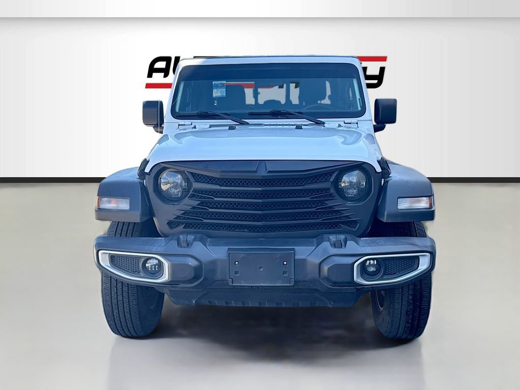 Used 2023 Jeep Gladiator Sport AWD/4WD image 2