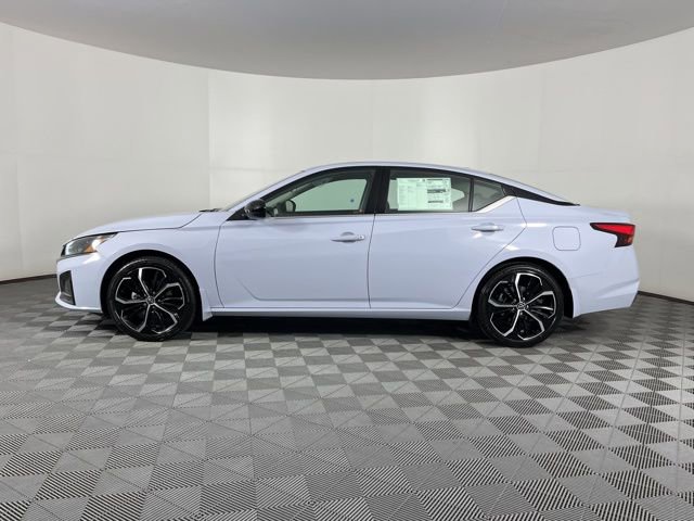New 2025 Nissan Altima 2.5 SR image 6