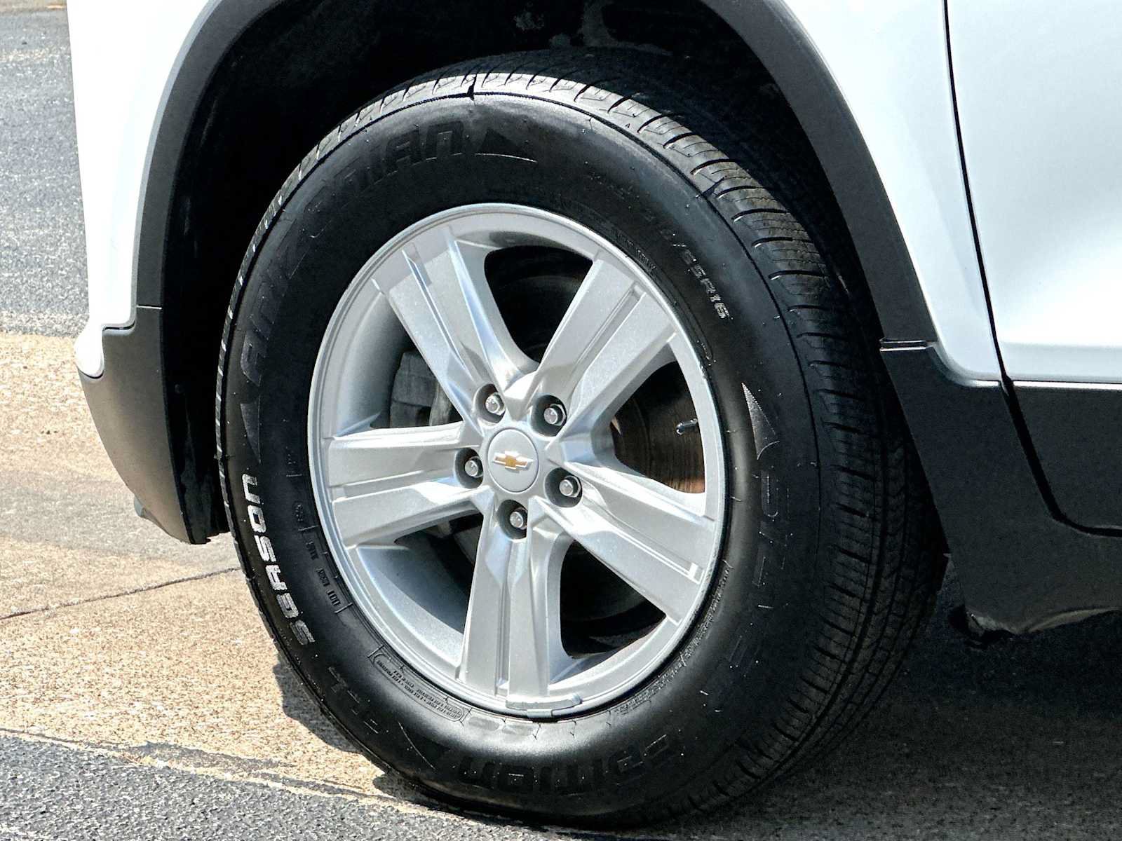 Used 2017 Chevrolet Trax LS AWD/4WD image 11