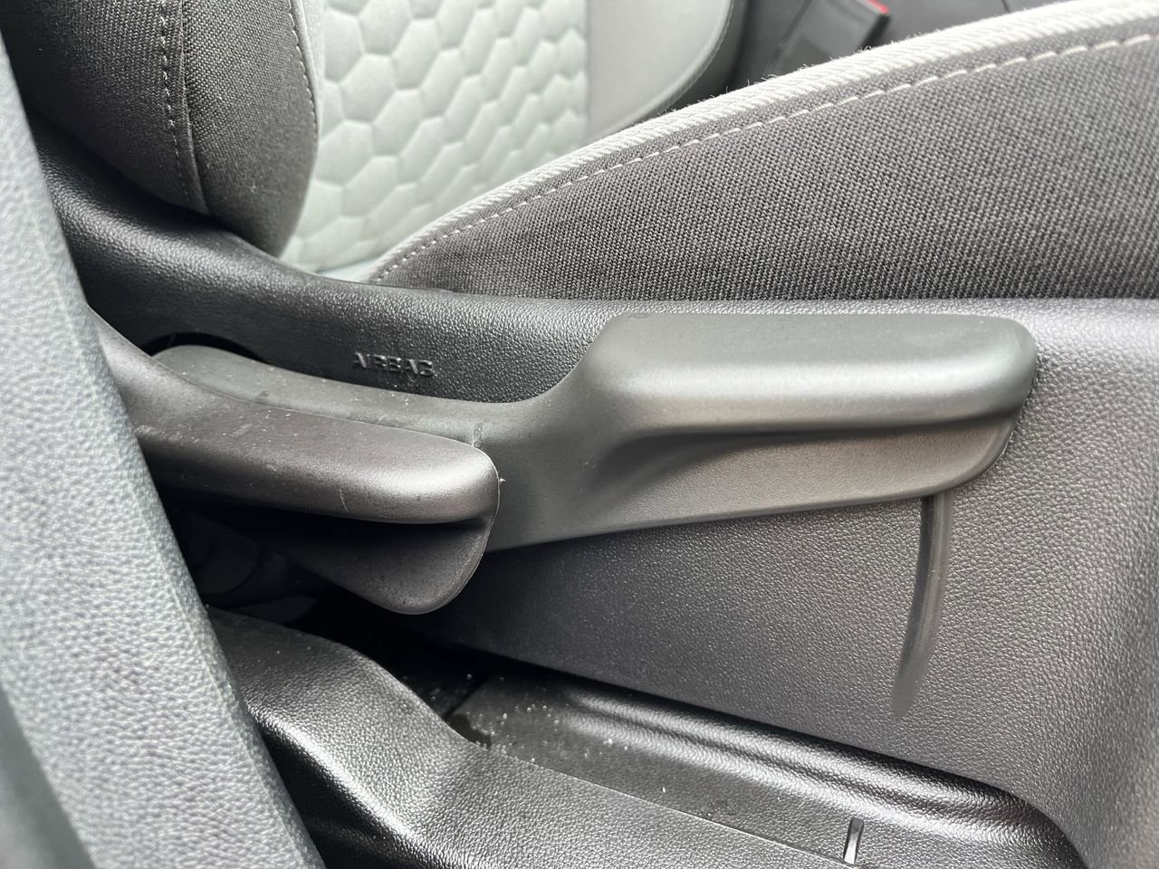 Used 2019 Chevrolet Equinox LT FWD image 25