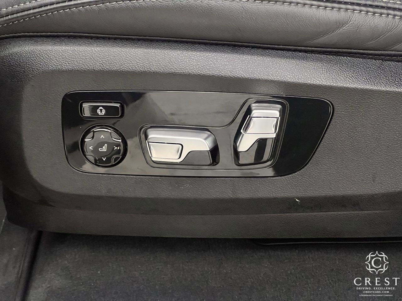 Used 2025 BMW X5 xDrive50e image 26