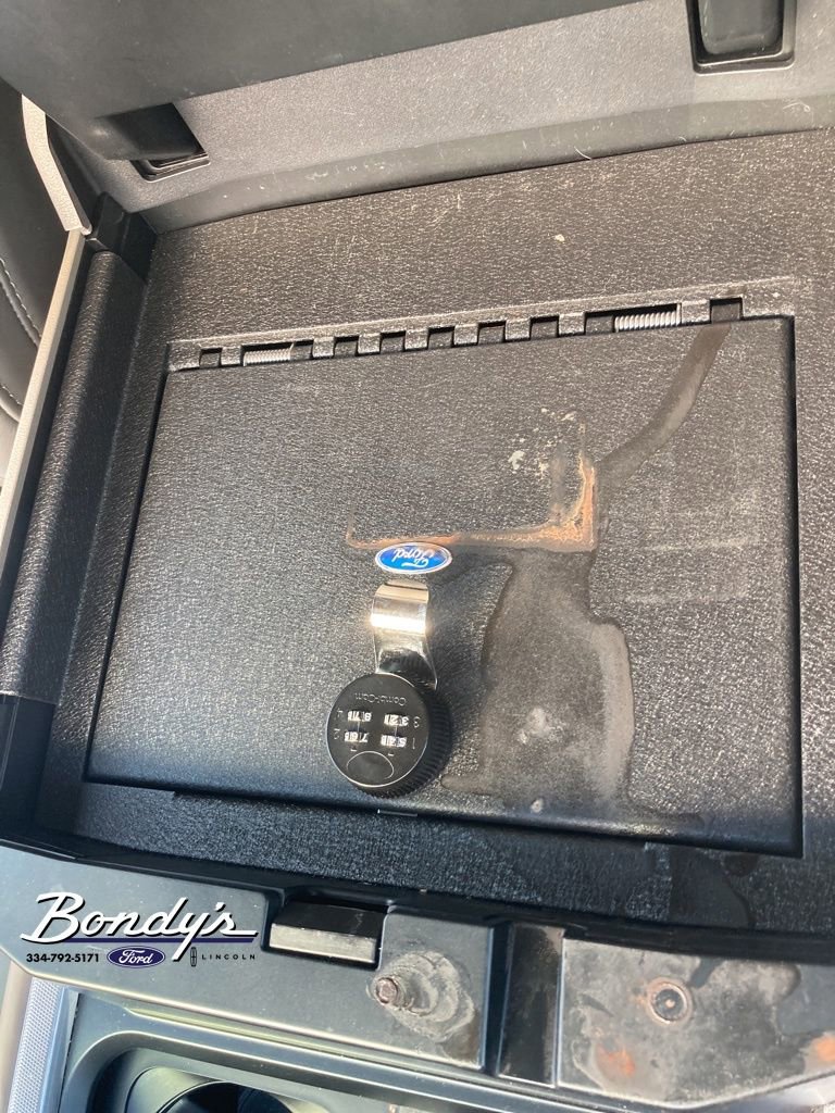 Used 2025 Ford F250 Platinum w/ Platinum Plus Package image 10