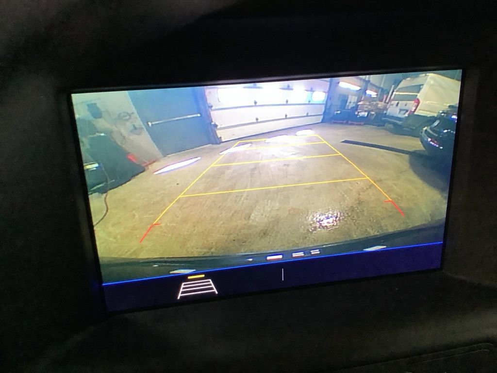 Used 2021 GMC Terrain SLE w/ Driver Convenience Package image 37