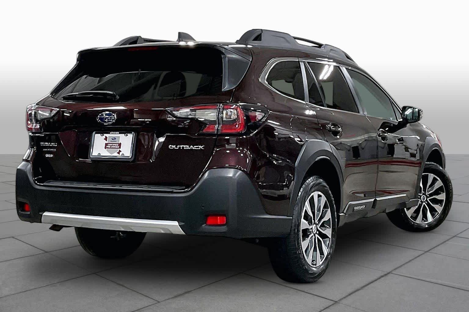 Used 2024 Subaru Outback Limited AWD/4WD image 13