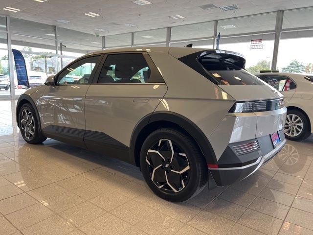 Used 2023 Hyundai Ioniq 5 SEL image 12