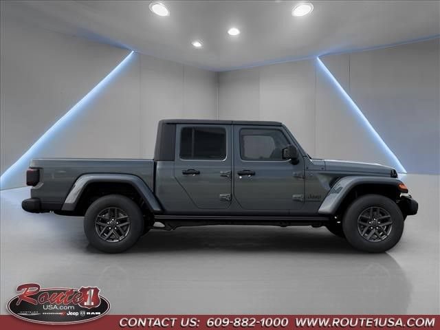 New 2026 Jeep Gladiator Sport AWD/4WD image 22