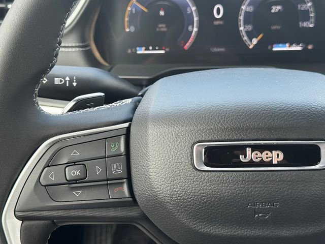 Used 2025 Jeep Grand Cherokee L Laredo w/ Trailer Tow Package image 27