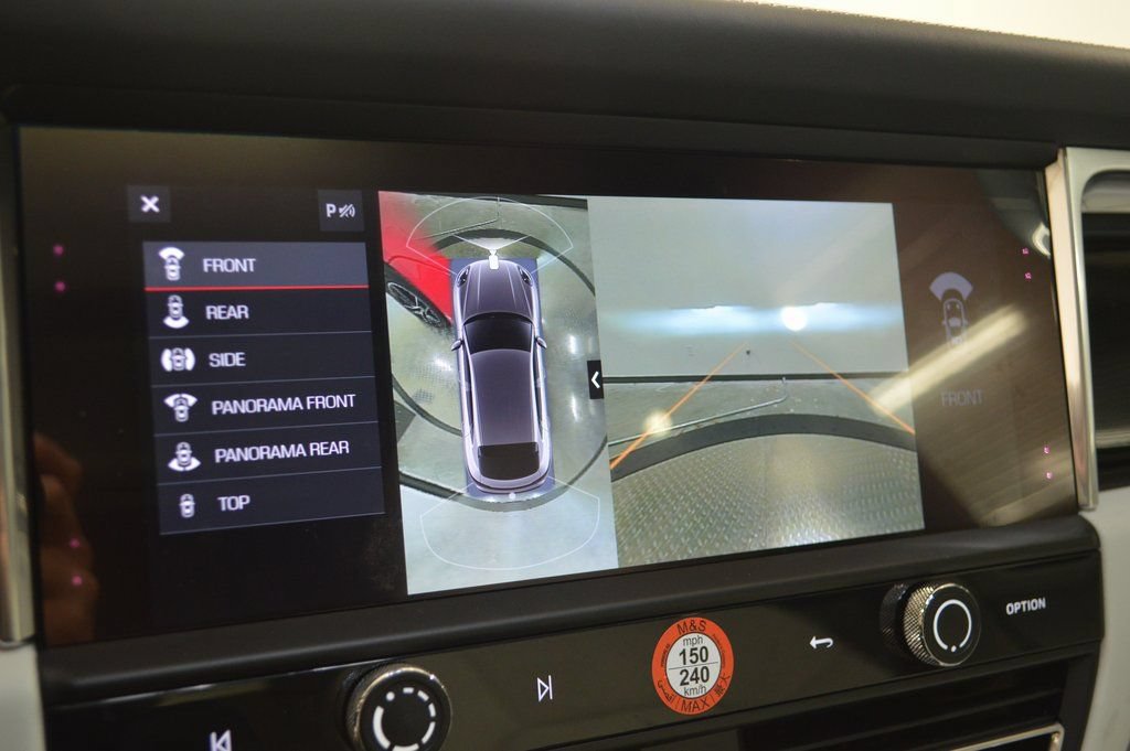 Certified 2025 Porsche Macan AWD/4WD image 29