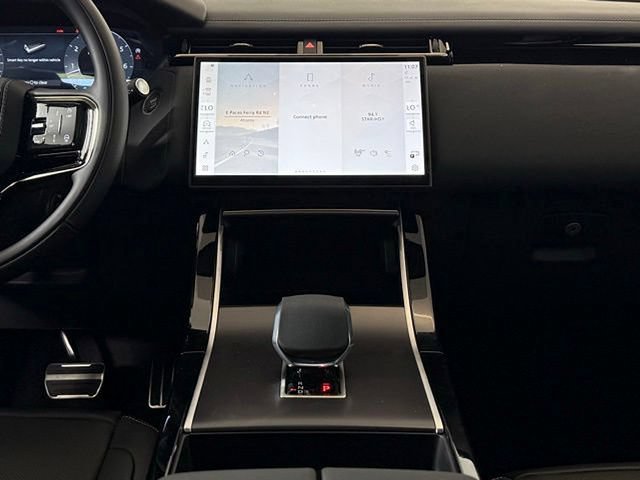 New 2026 Land Rover Range Rover Velar Belgravia AWD/4WD image 24