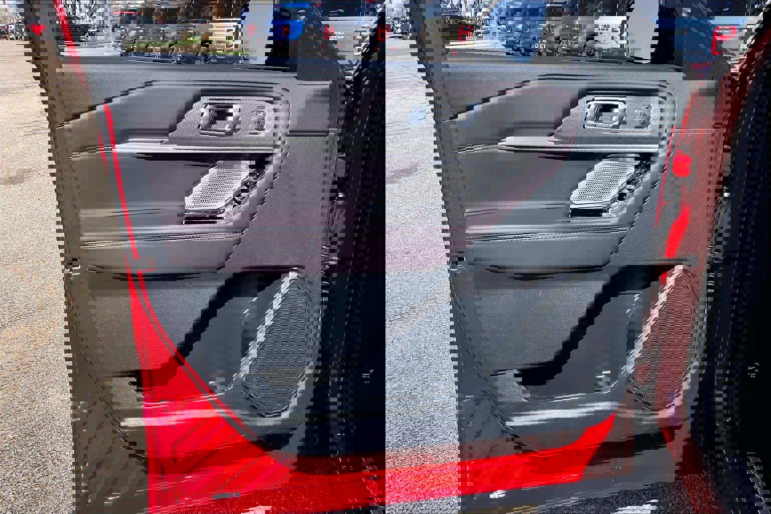 New 2026 Ford Explorer Platinum image 10