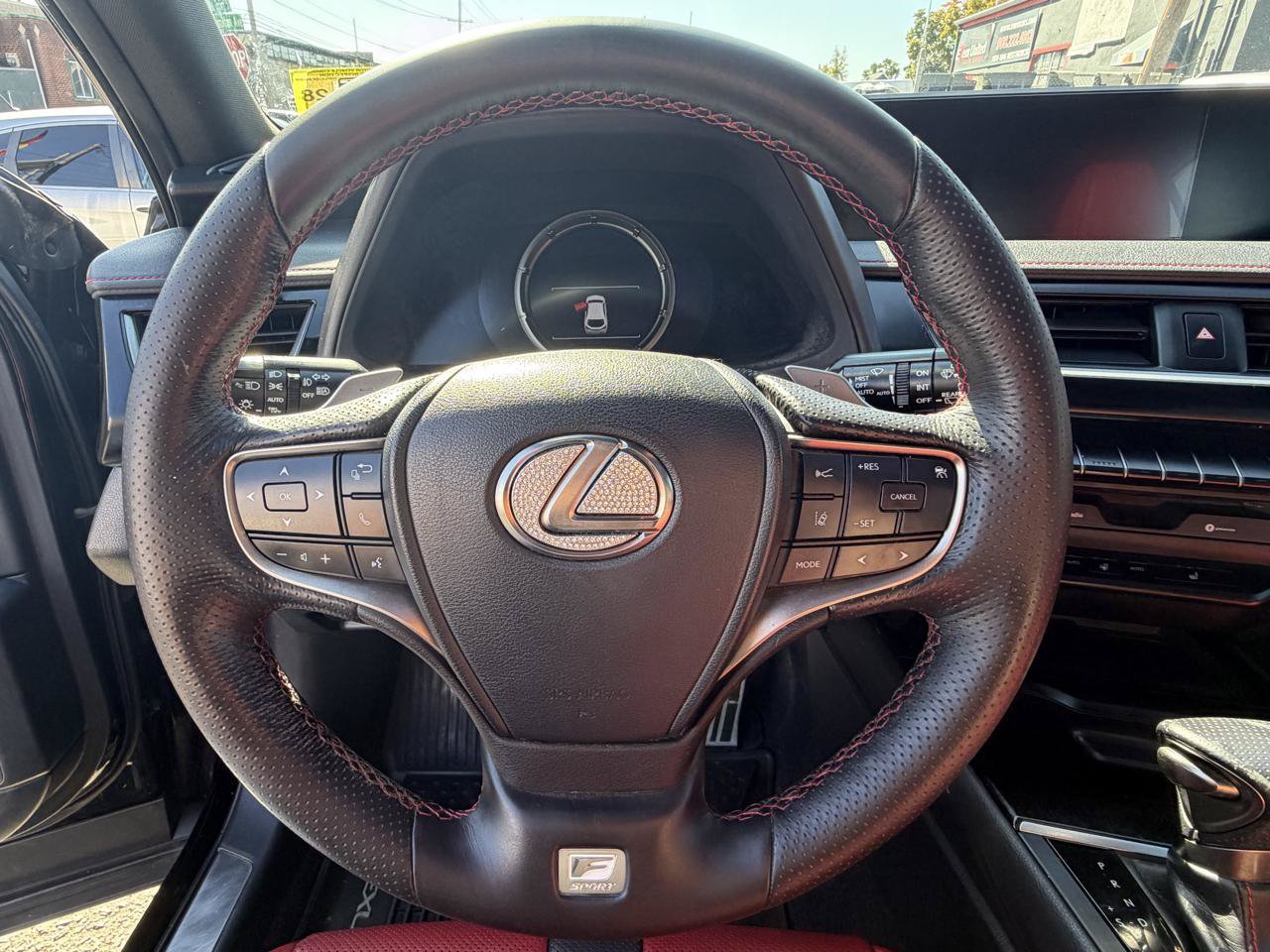 Used 2019 Lexus UX 250h F Sport w/ F Sport Premium Package AWD/4WD image 27