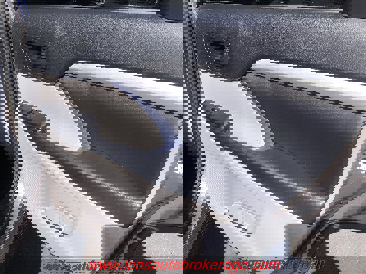 Used 2017 Toyota Highlander Plus image 20