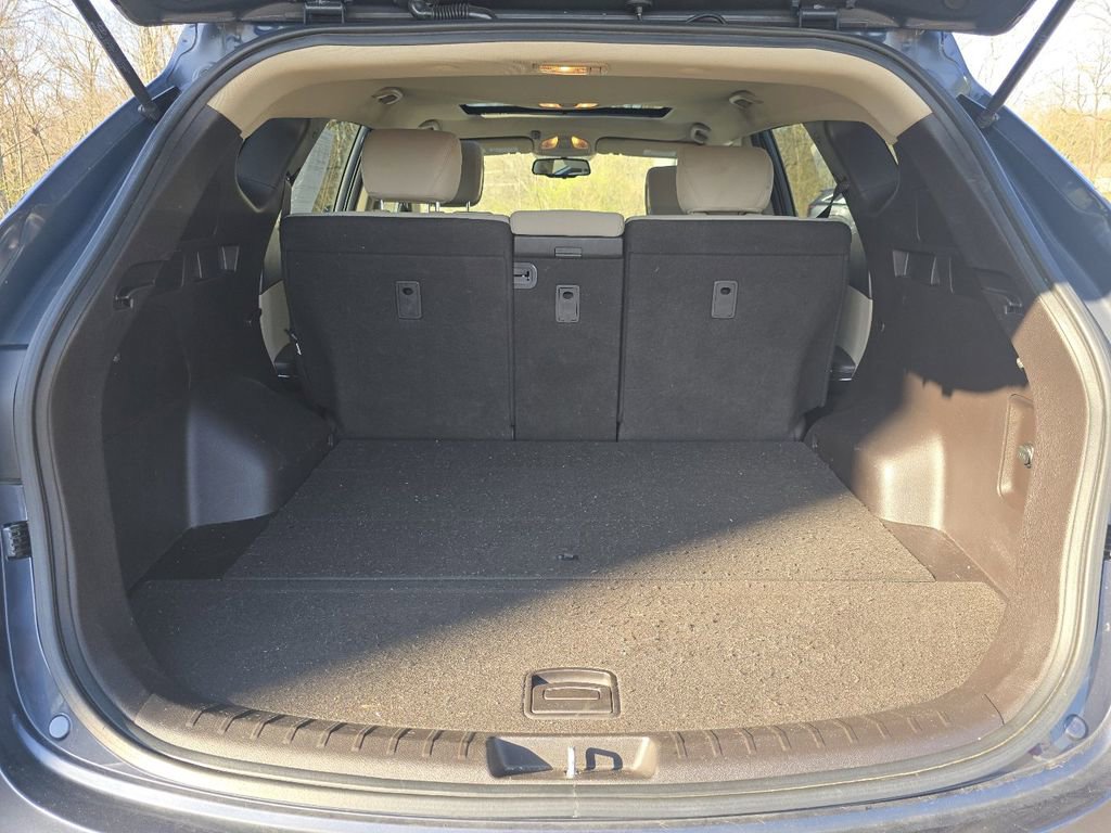 Used 2017 Hyundai Santa Fe Sport image 16