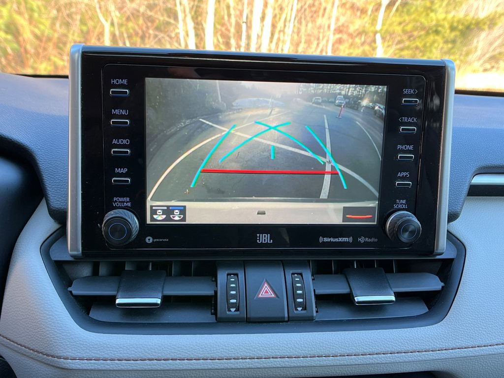 Used 2021 Toyota RAV4 Limited image 19