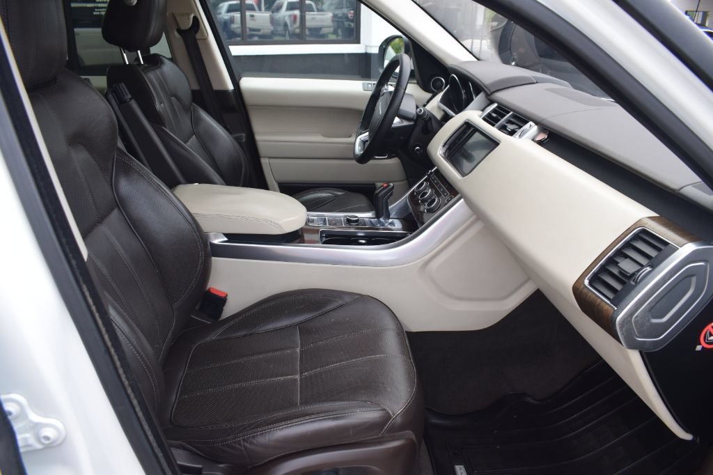 Used 2016 Land Rover Range Rover Sport HSE AWD/4WD image 17