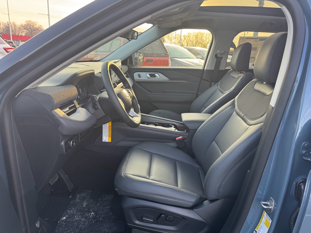 New 2026 Ford Explorer Active w/ Active Comfort Package image 28