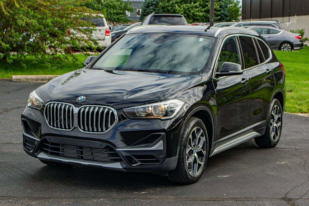 Used 2021 BMW X1 sDrive28i w/ Convenience Package FWD image 3