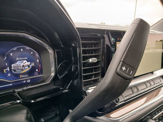 Used 2024 Chevrolet Silverado 3500 LT w/ Convenience Package image 25