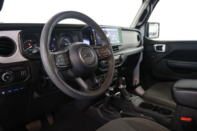 Used 2024 Jeep Wrangler Unlimited AWD/4WD image 20