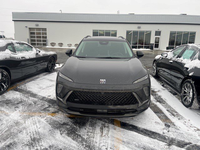 Certified 2024 Buick Envision Sport Touring image 2