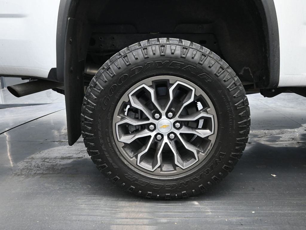 Used 2022 Chevrolet Colorado ZR2 image 18