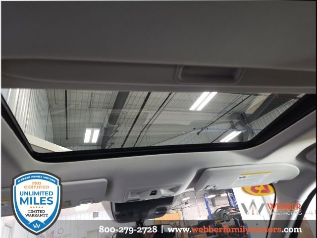 New 2025 Ford Maverick XLT w/ XLT Luxury Package image 11