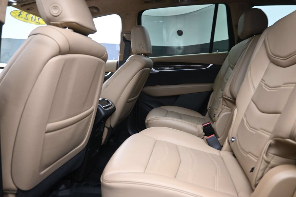 Used 2023 Cadillac XT6 Premium Luxury w/ Platinum Package AWD/4WD image 15