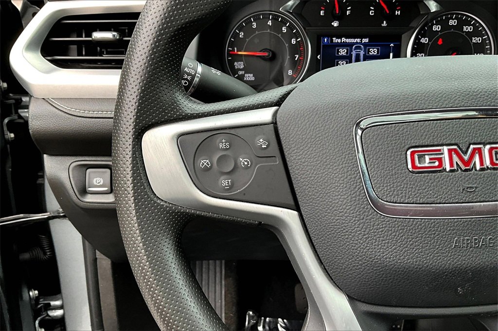 Certified 2023 GMC Acadia SLE w/ Driver Convenience Package image 11