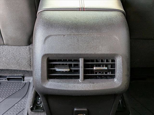 Used 2024 Chevrolet Equinox RS w/ RS Leather Package image 17