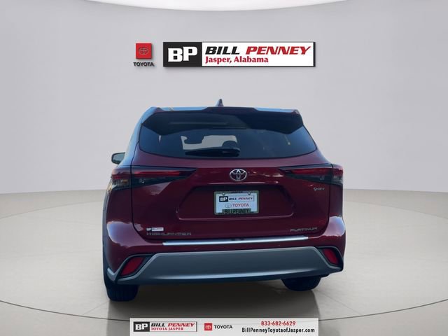New 2026 Toyota Highlander Platinum image 4