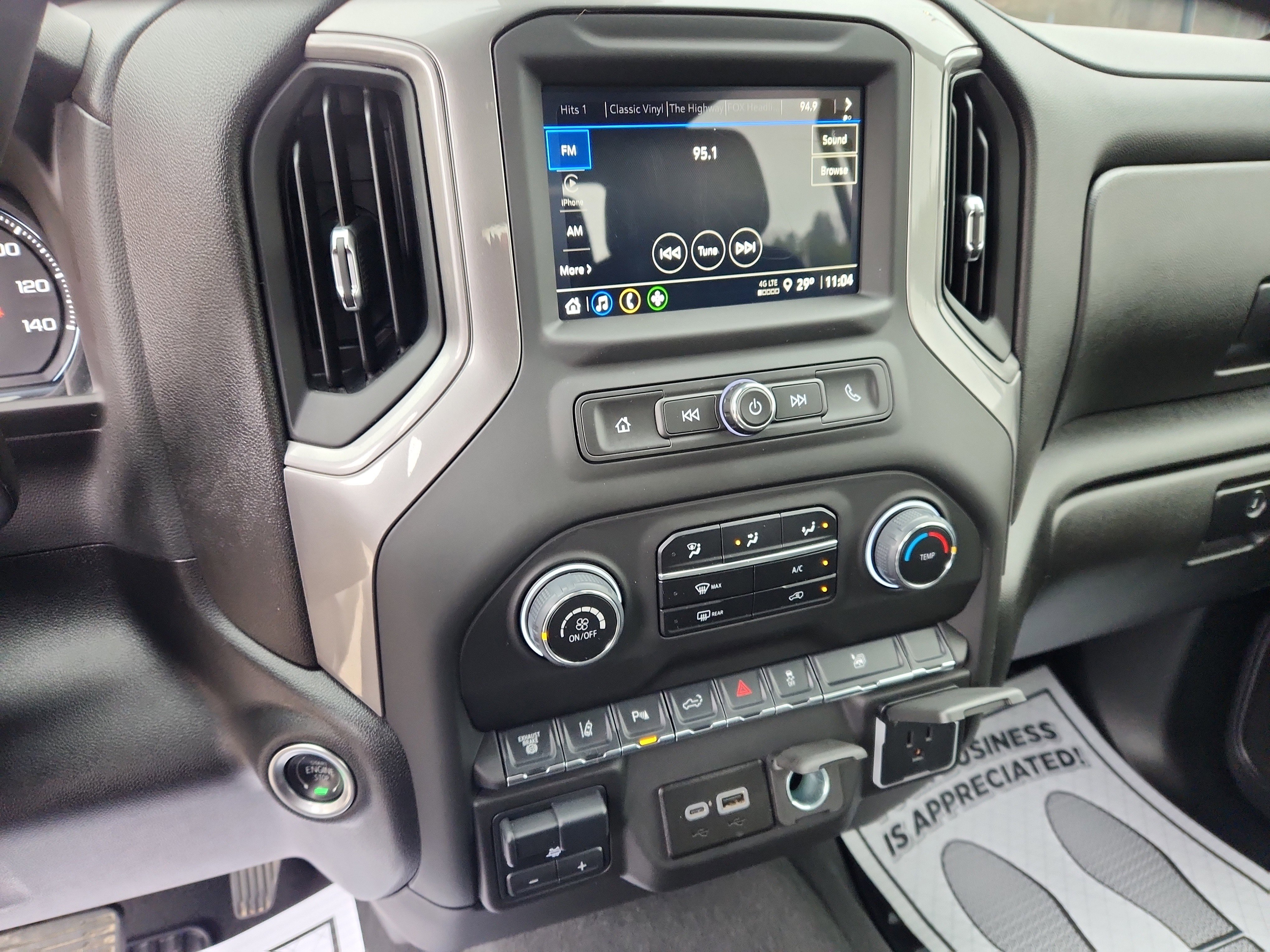 Used 2025 Chevrolet Silverado 2500 Custom w/ Custom Value Package image 24