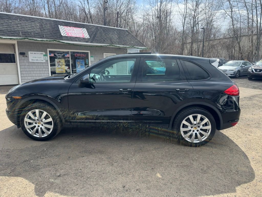 Used 2014 Porsche Cayenne Platinum Edition image 8