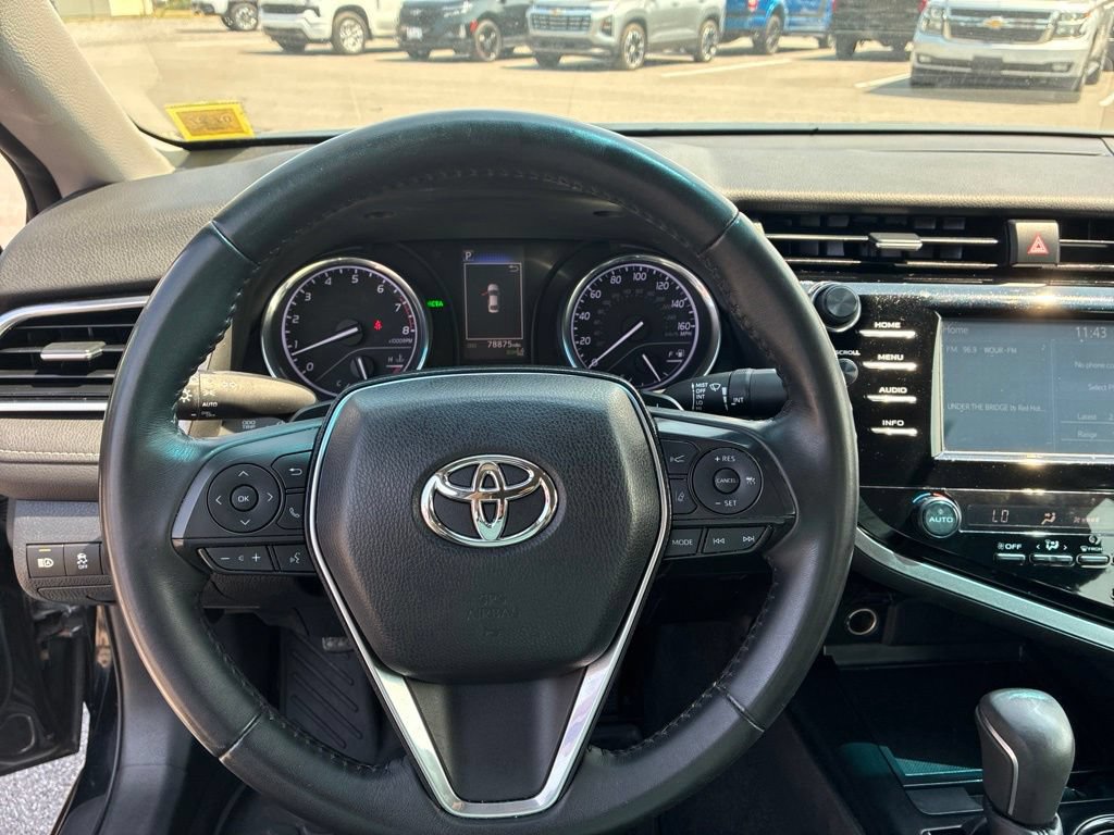 Used 2018 Toyota Camry SE w/ Moonroof Package FWD image 28